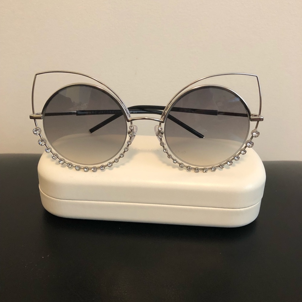 Marc Jacobs Cat Eye Fashion Suns with Rhinestones